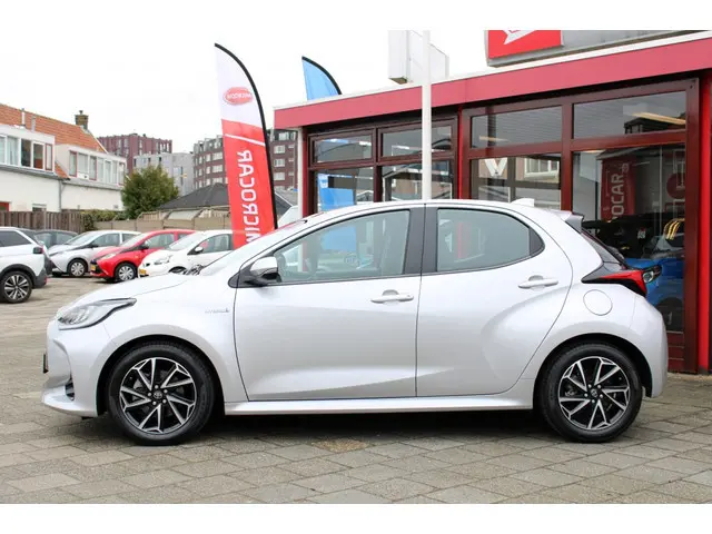 Toyota Yaris 1.5 Hybrid Dynamic