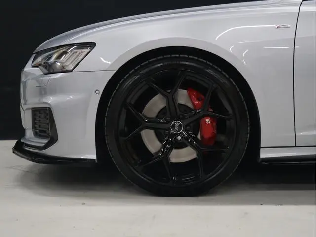 Audi A6 Avant 55 TFSI e quattro Competition [MAXTON DESIGN, ADAPTIVE, CARBON, SCHUIFKANTELDAK, APPLE...
