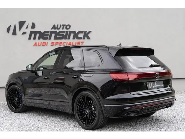 Volkswagen Touareg 3.0 TSI eHybrid 4MOTION R / 5 Jaar fabrieksgarantie/ Puglia/ Standkachel/ Luchtve...