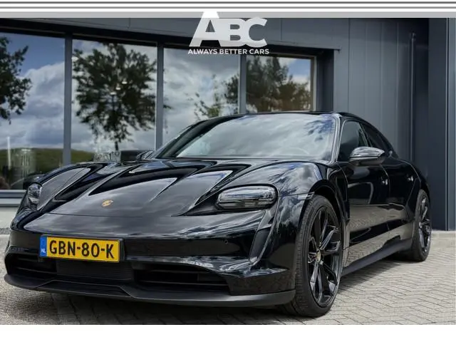 Porsche Taycan Sport Turismo 79 kWh