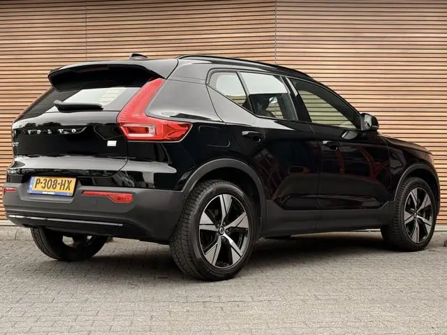 Volvo XC40 1.5 T4 Recharge R-Design