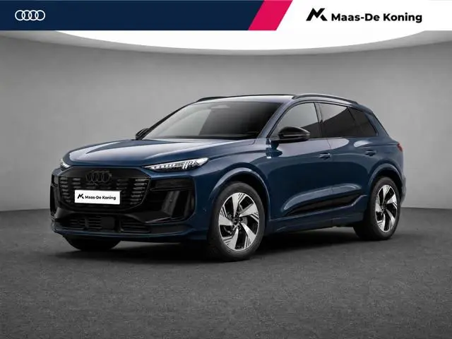Audi Q6 e-tron S edition 83 kWh 252 PK · Adaptieve luchtvering · Glazen panoramadak · Trekhaak elek....