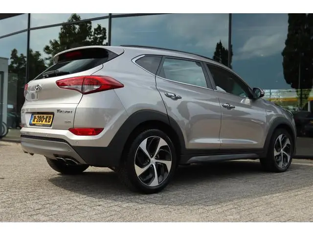 HYUNDAI TUCSON 1.6 T-GDi PREMIUM 4WD AUT. | PANO | CAMERA | LED | LEDER |