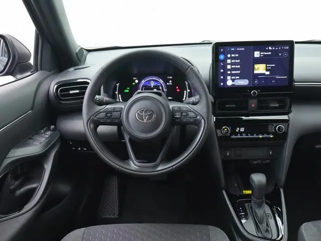 Toyota Yaris Cross 1.5 Hybrid 130pk Dynamic + Comfort Pack | Private lease 599 pm