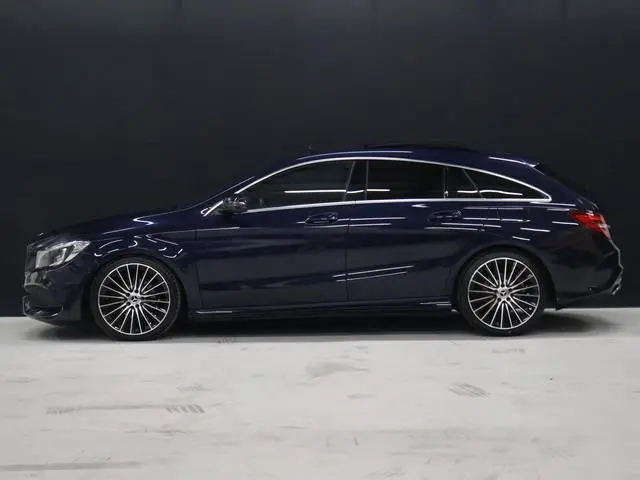 Mercedes-Benz CLA-klasse Shooting Brake 200 Prestige AMG Line [TREKHAAK AFNEEMBAAR, SCHUIFKANTELDAK,...
