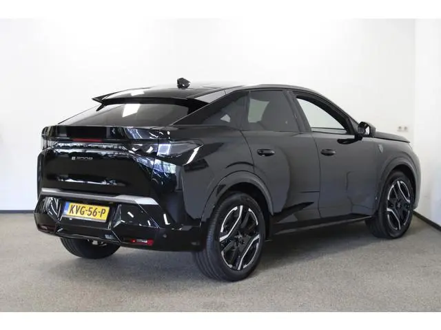 Peugeot e-3008 GT 73 kWh