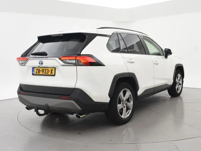 Toyota RAV4 2.5 HYBRID AWD FIRST EDITION + TREKHAAK 1650 KG | 360 CAMERA | LED | CARPLAY | ADAPTIVE...