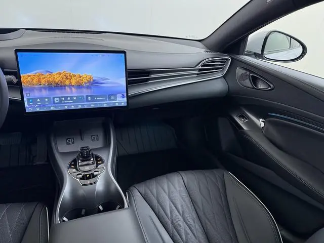 BYD SEAL
