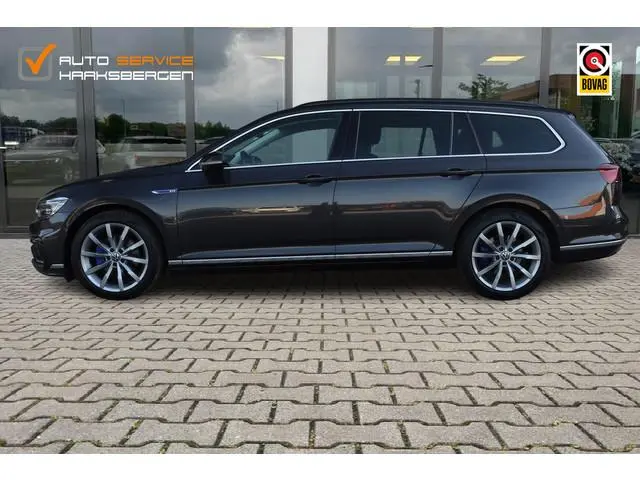 Volkswagen Passat Variant 1.4 TSI PHEV GTE | Trekhaak | Matrix | Camera |