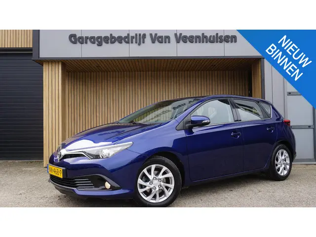 Toyota Auris 1.2T 115pk Aspiration Clima Trekhaak 16inch LM *117132km* NL auto Cruise Navi *2de eign...