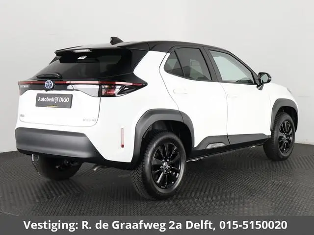 Toyota Yaris Cross 1.5 Hybrid 115 Active Bi-Tone | Apple Carplay & AndroidAUTO | Camera | Privacy Gl...
