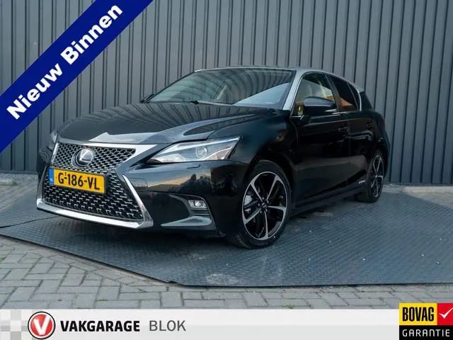 Lexus CT 200h Business Line Pro | Camera | Stoelverwarming | Leder | Bi-Tone | Keyless | Prijs Rijkl...