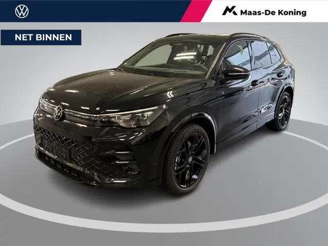 Volkswagen Tiguan 1.5 272pk DSG eHybrid R-Line · Panoramadak · Wegklapbare Trekhaak · Apple/Android...