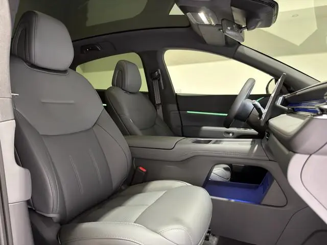 XPENG G6