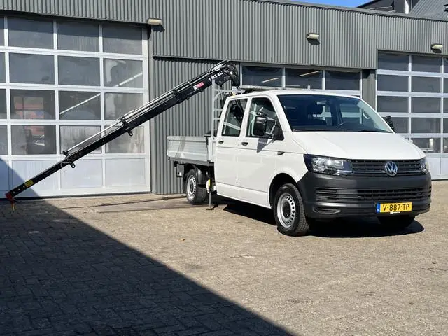 Volkswagen Transporter 2.0 TDI L2H1 DC Euro 6 Hiab 013T Laadkraan Pick up Dubbele cabine open laadba...
