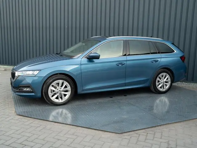 ŠKODA Octavia Combi 1.0 TSI Business Edition Plus | Panodak | Elk. A. klep | Camera | Adapt. Cr. | P...