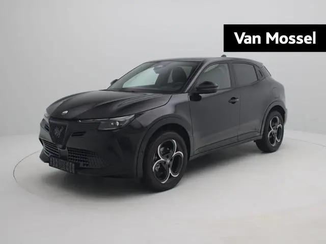 Alfa Romeo Junior 1.2 Turbo Hybrid Ibrida Ti | Techno Pack | LMV 18" | Panoramadak | Speciale Actie...
