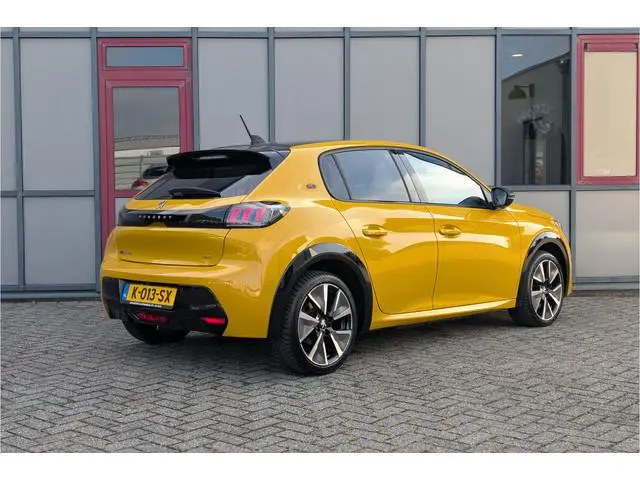 Peugeot e-208 EV GT 350 50kWh 3-Fase SOH 90%