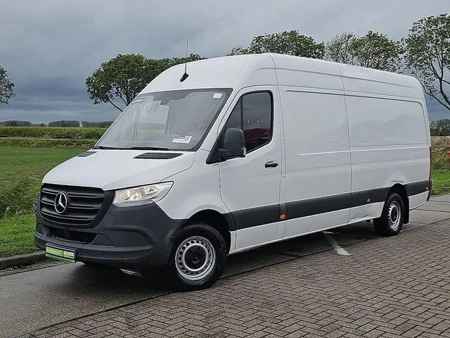 MERCEDES-BENZ SPRINTER 315 l3h2 automaat mbux