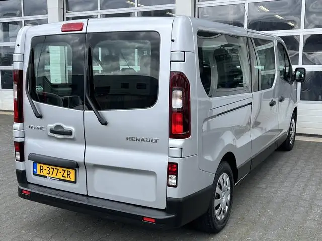 Renault Trafic Passenger 9-persoons 1.6 dCi Grand Authentique Energy BTW / BPM vrij marge Lengte 2 A...