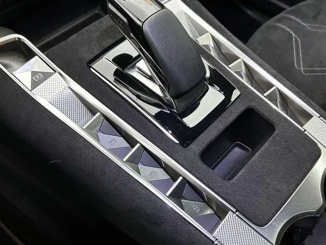 DS DS 7