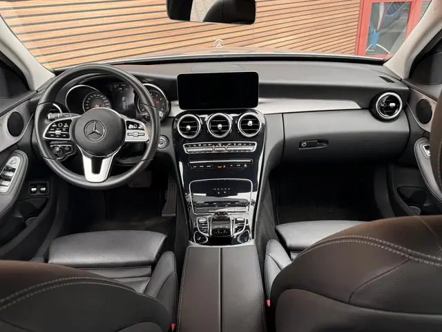 Mercedes-Benz C-klasse Estate 300 e Business Solution AMG Trekhaak / Navi / Leer / Carplay / Clima