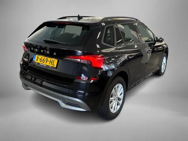 Skoda Kamiq 1.0 TSI 110pk DSG Ambition · Apple/Android Car Play · Cruise Control · P-Sensoren · 17''...