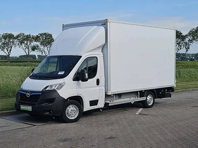 OPEL MOVANO 2.2 bakwagen laadklep!