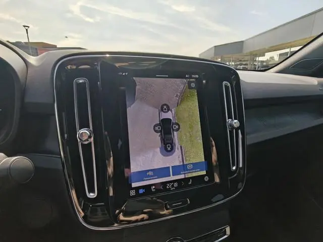 Volvo C40