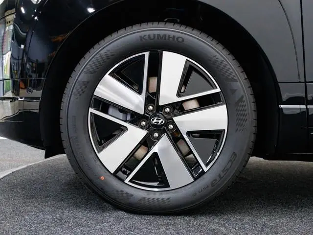 Hyundai IONIQ 9