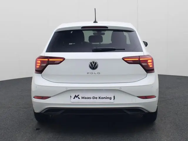 Volkswagen Polo Life Edition 1.0 TSI 95 pk 5 versn. Hand · Achteruitrijcamera ·