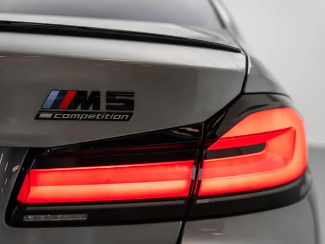 BMW M5