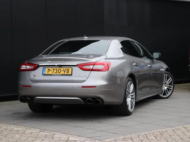 Maserati Quattroporte