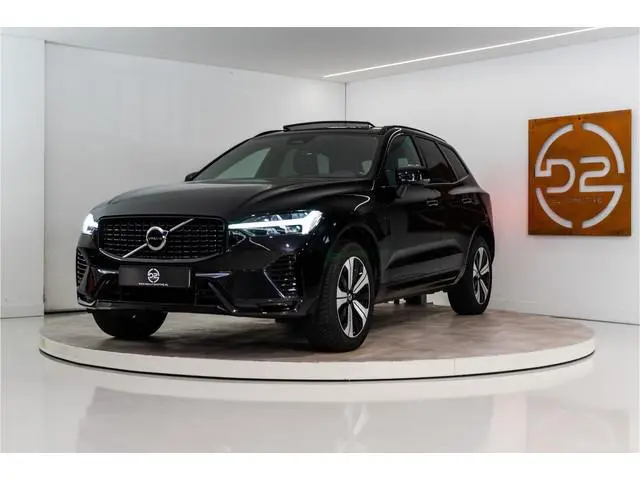 Volvo XC60 2.0 T6 Plug-in hybrid AWD Plus Dark Long Range 350PK | Harman/Kardon | Sportstoelen | LED...