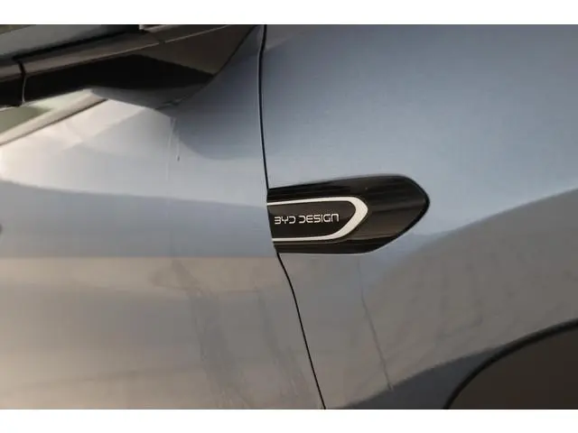 BYD SEALION