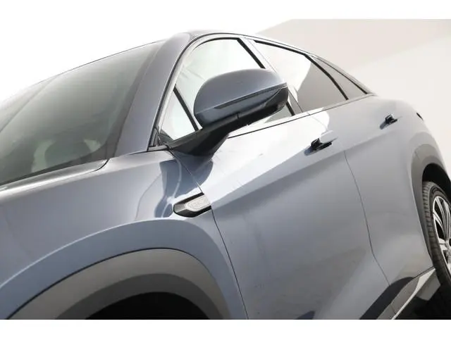 BYD SEALION