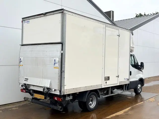 Iveco Daily 35C16 3.0 160PK Laadklep Zijdeur Camera Climate Control Bluetooth Bakwagen Meubelbak Kof...