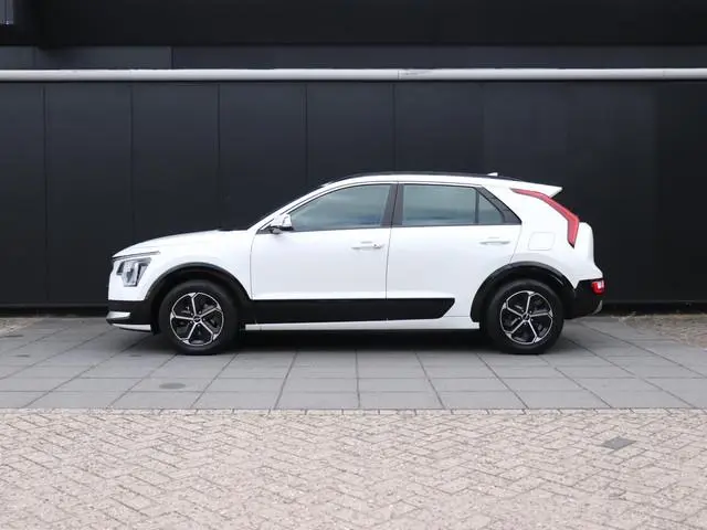 Kia Niro 1.6 GDi Hybrid ExecutiveLine | LEDER | CAMERA | NAVI | ADAPT. CRUISE | APPLE CARPLAY |