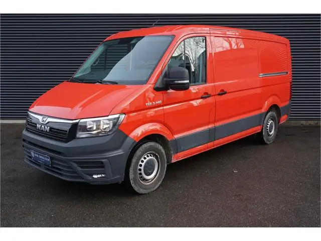 MAN TGE 140pk Automaat L3H2/L2H1 2x Schuifdeur 18" Velgen Sidesteps Zonneklep ACC Cruise control Nav...