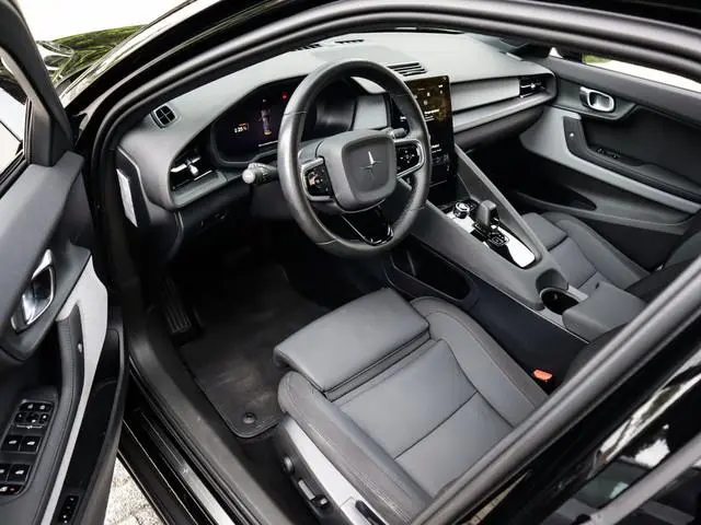 Polestar 2 Long Range Dual Motor Launch Edition 78kWh 1e-Eig. & Keurig-Onderh. BOVAG-Garantie. NL-Au...