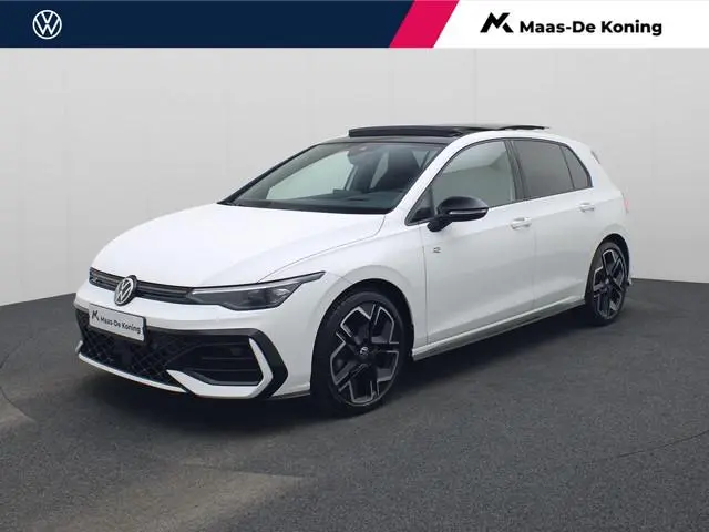 Volkswagen Golf 1.5eTSI/150PK R-Line Black Style DSG · Panoramadak · Navigatie · Apple/Android Carpl...