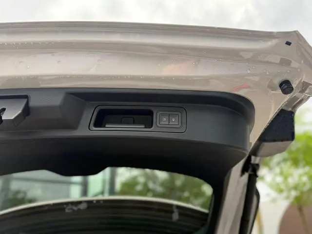 BYD SEAL U
