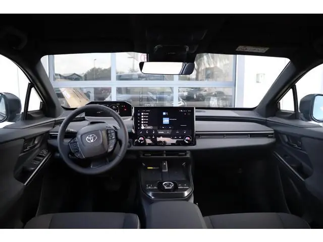 Toyota CHR +