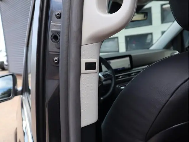 Mercedes-Benz EQV
