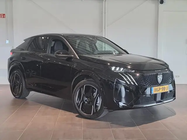 Peugeot e-3008 GT 73 kWh