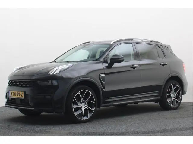 Lynk & Co 01