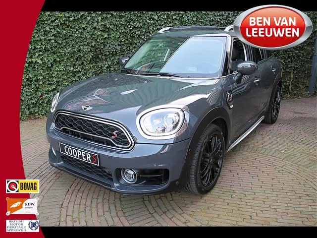MINI Countryman 2.0 Cooper S Chili F60 met Pano.dak, LED, Leer, Apple Carplay en 18"