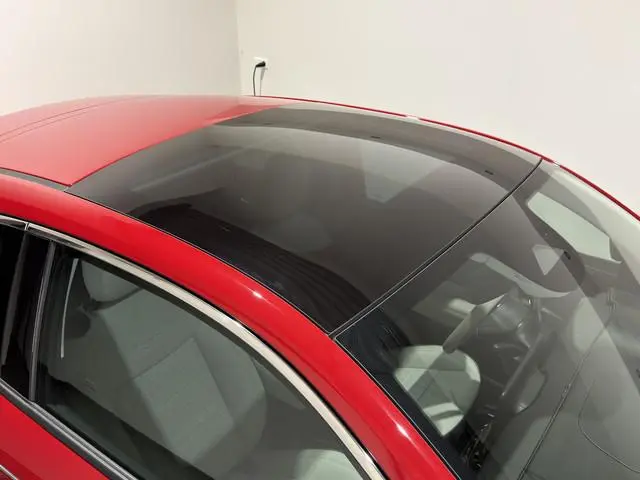 Fiat 500 La Prima 42 kWh | Panorama dak | Apple carplay  / Android auto | JBL! premium audio |
