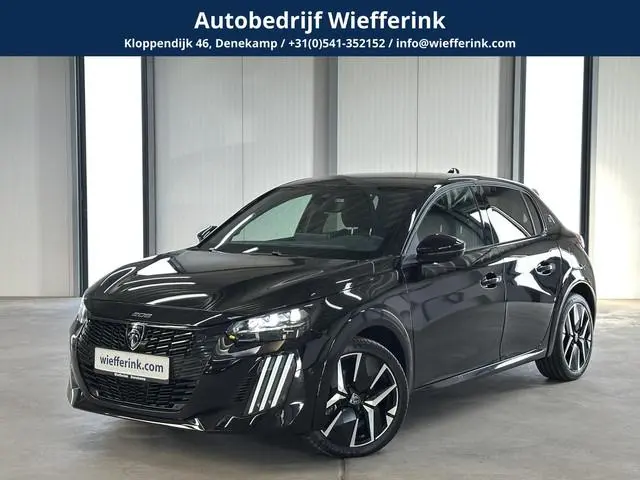Peugeot e-208 EV GT 51 kWh 157pk | Warmtepomp | Vision pack | Alcantara pack | Navigatie pack
