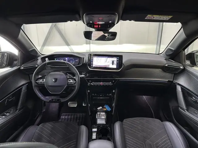 Peugeot e-208 EV GT 51 kWh 157pk | Warmtepomp | Vision pack | Alcantara pack | Navigatie pack